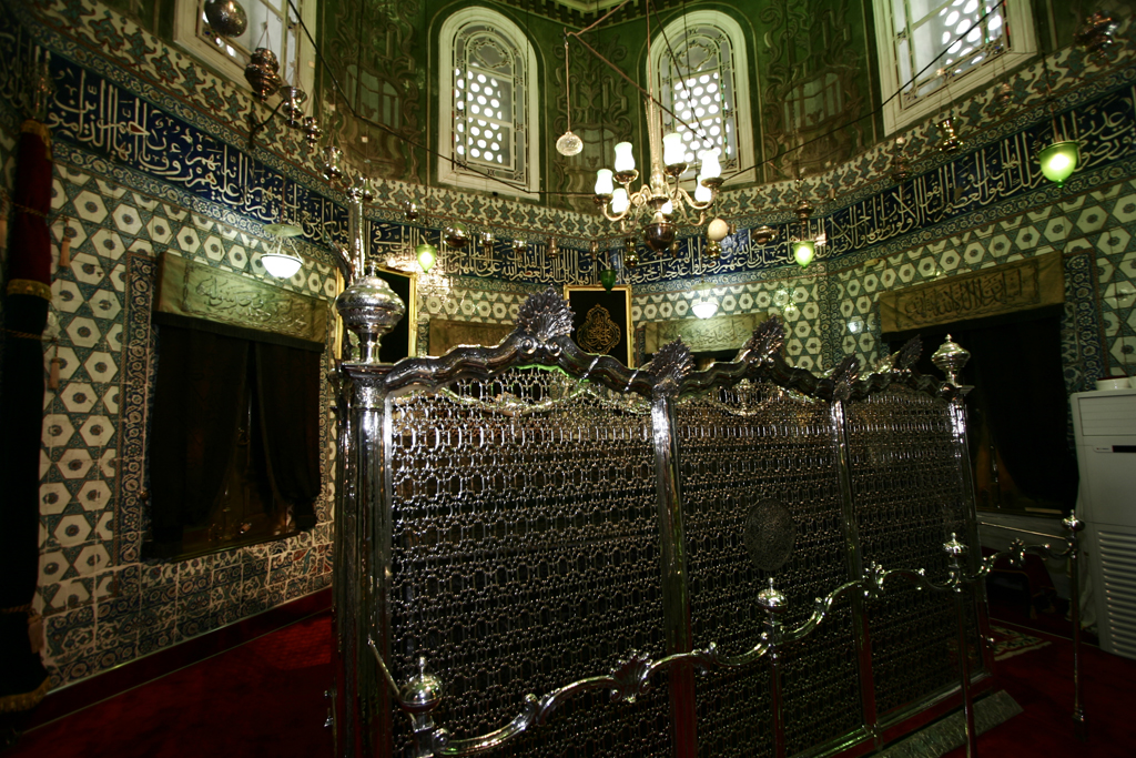Tombs of Sahabas Half Day Tour In Istanbul 4